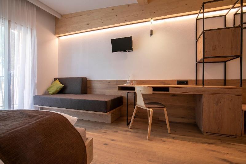 Active Hotel Rosat 普雷达佐 外观 照片
