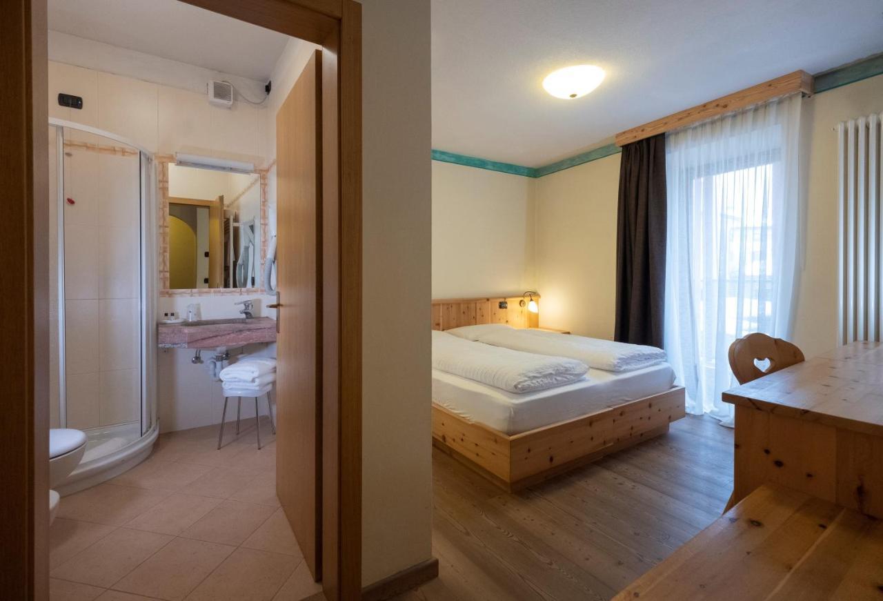 Active Hotel Rosat 普雷达佐 外观 照片